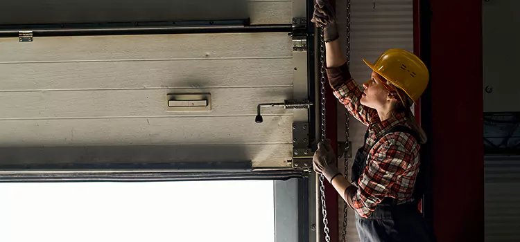 Addressing Common Garage Door Stoppage Issues in Corinth, TX