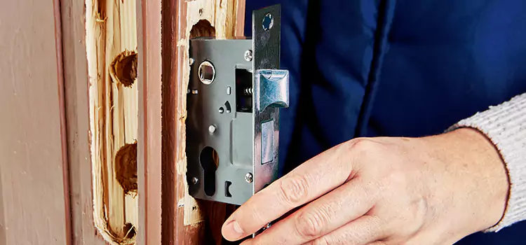 Garage Door Lock Replacement Corinth